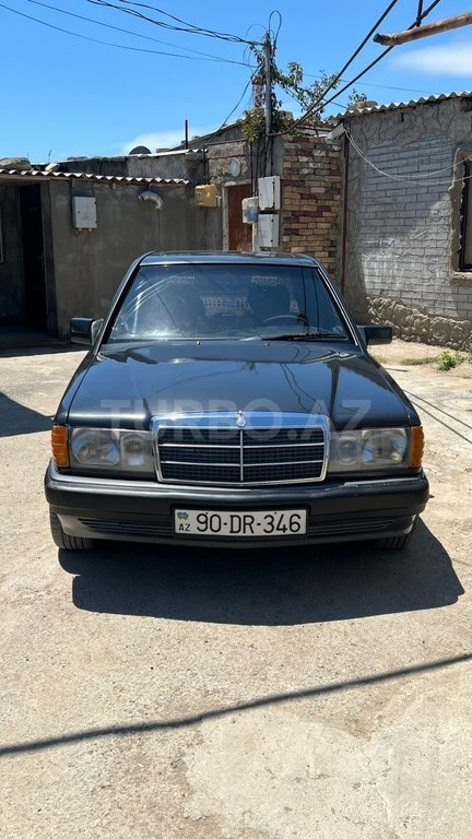 Mercedes 190