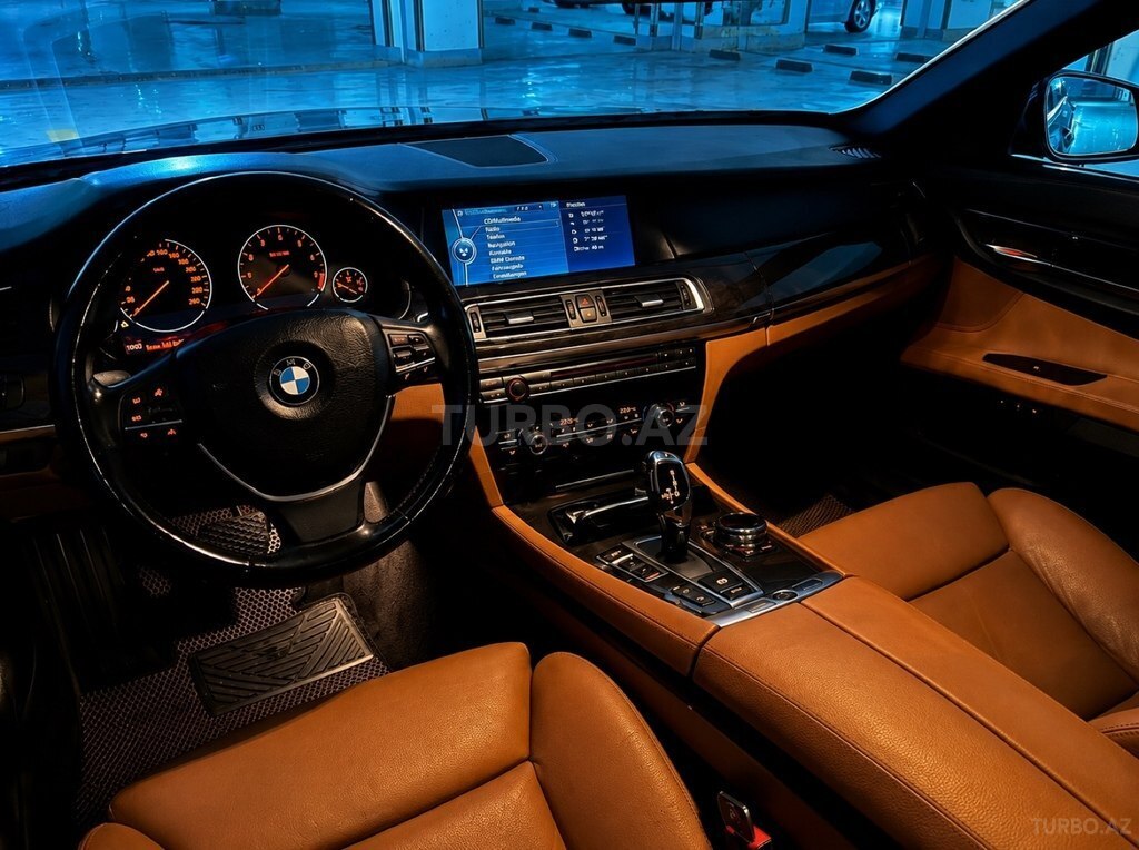 BMW 740