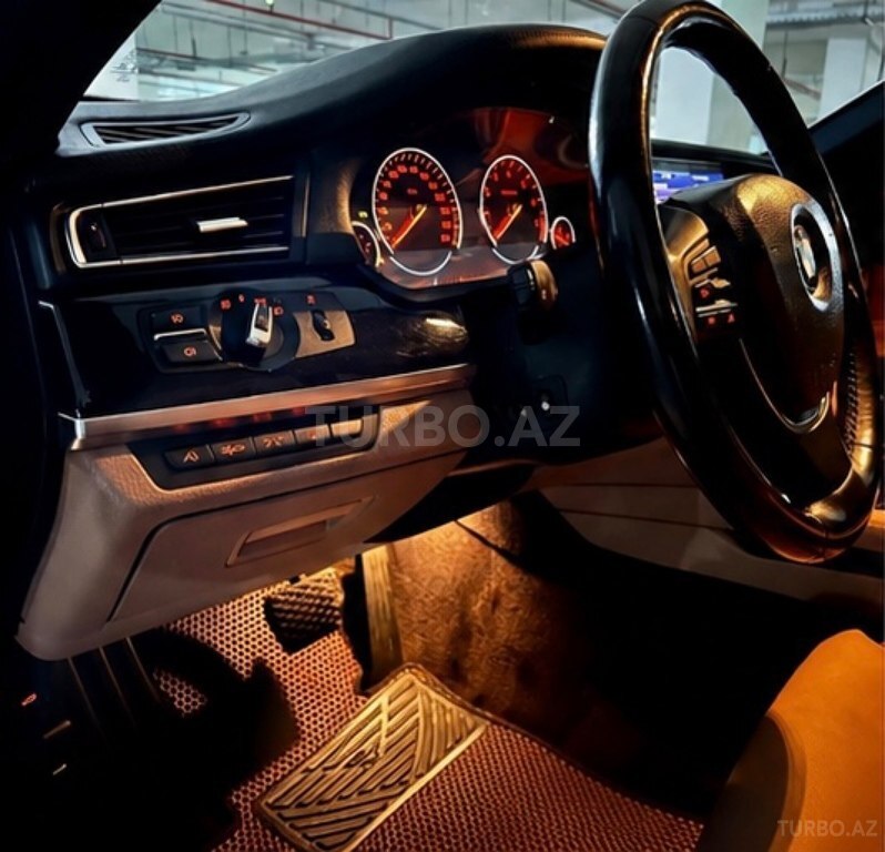 BMW 740