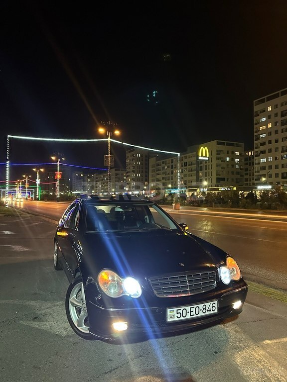 Mercedes C 230