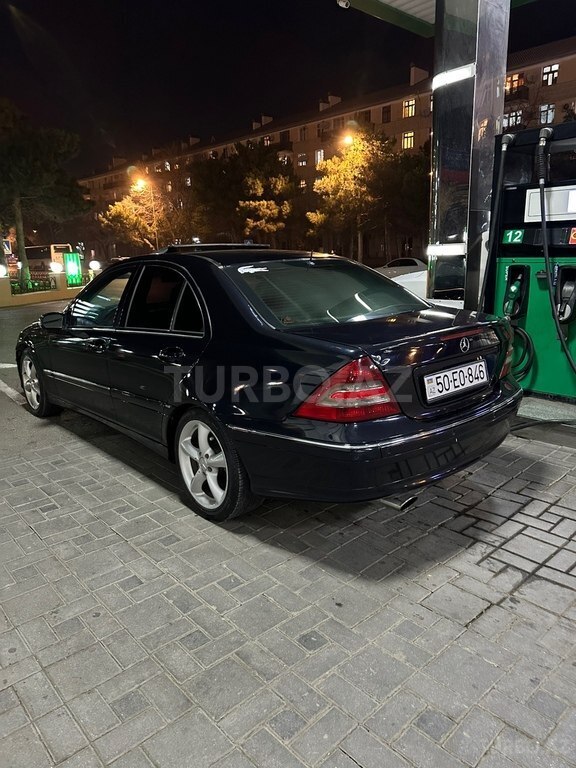 Mercedes C 230