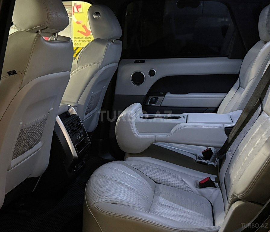 Land Rover RR Sport