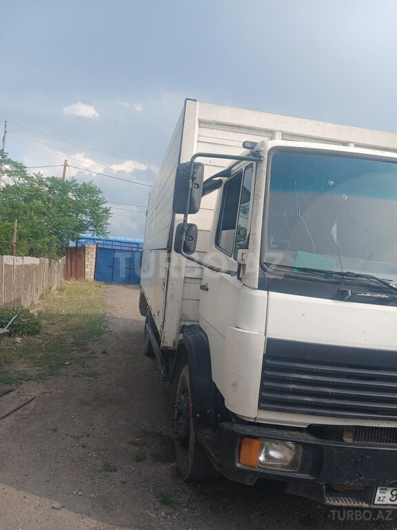 Mercedes Atego 814