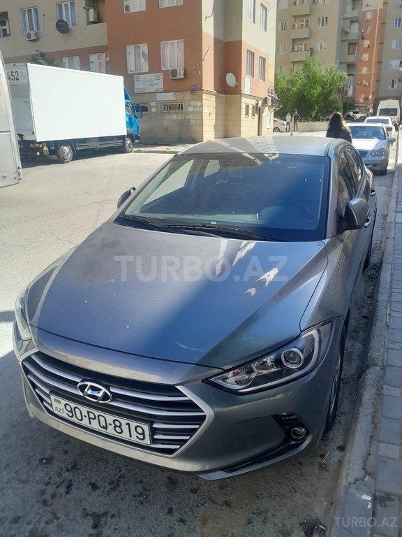 Hyundai Elantra