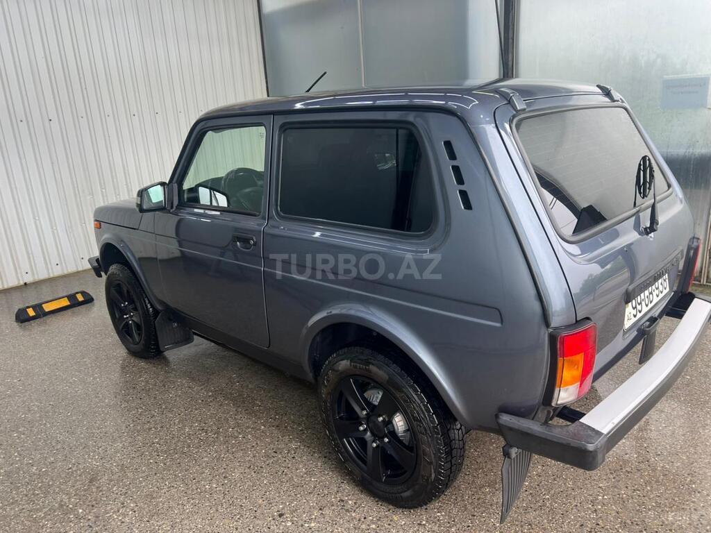 LADA (VAZ) Niva