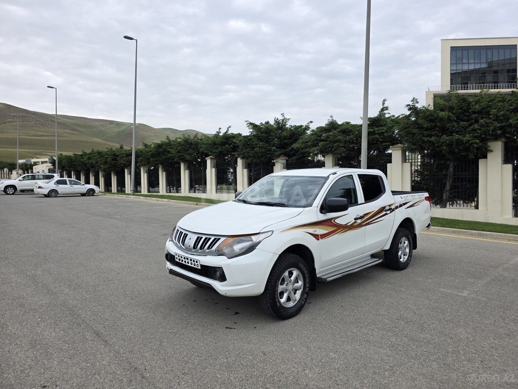Mitsubishi L200