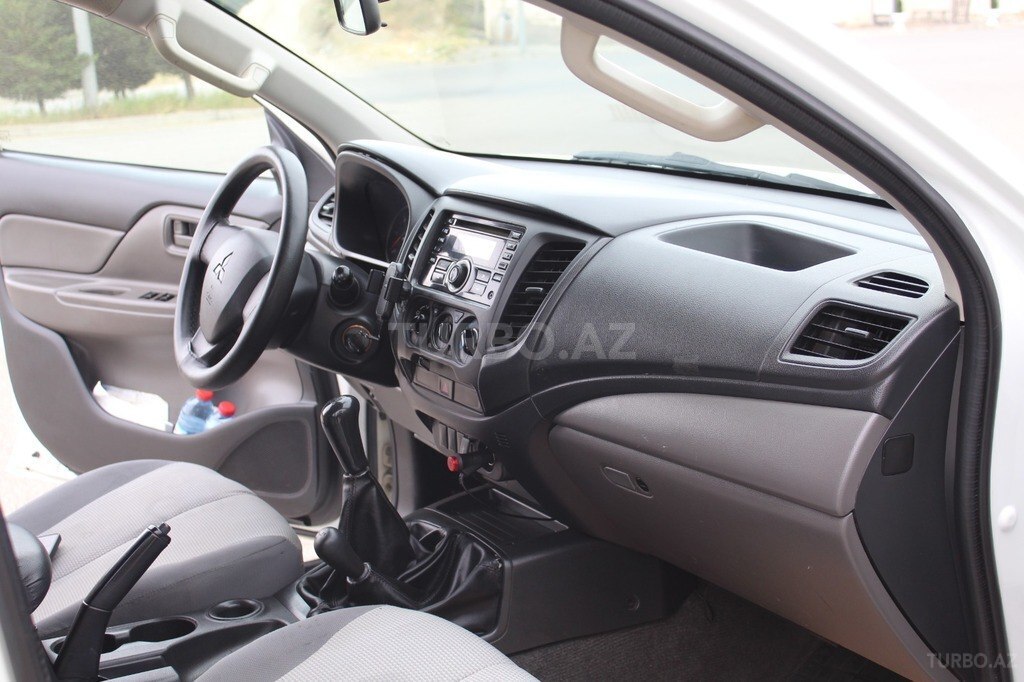 Mitsubishi L200