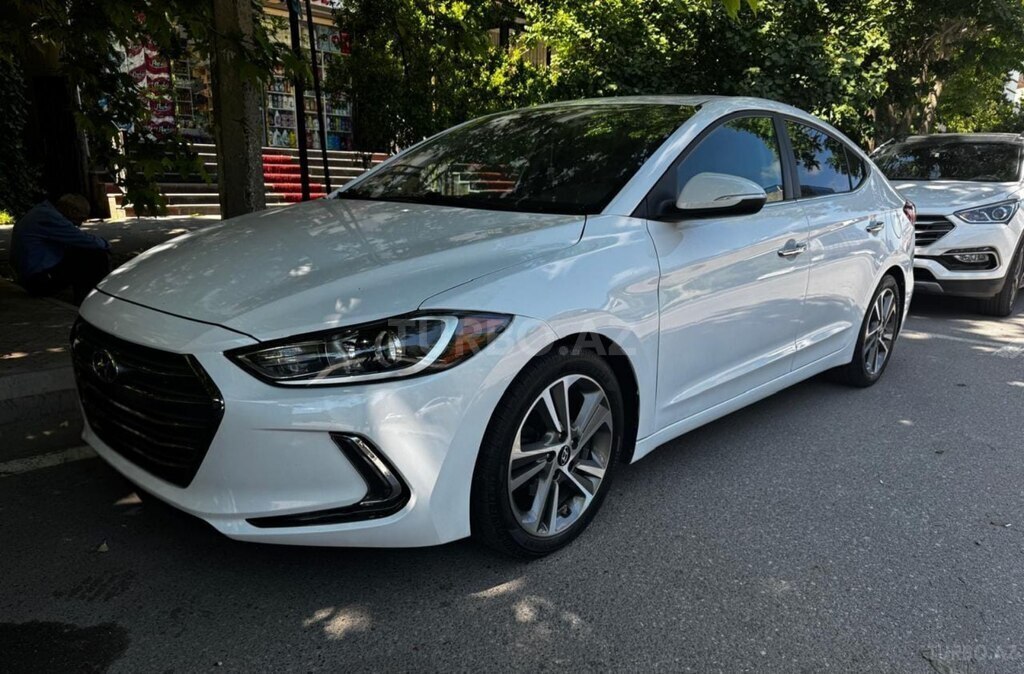 Hyundai Elantra