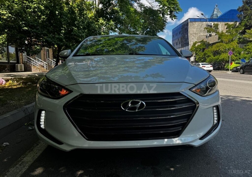 Hyundai Elantra