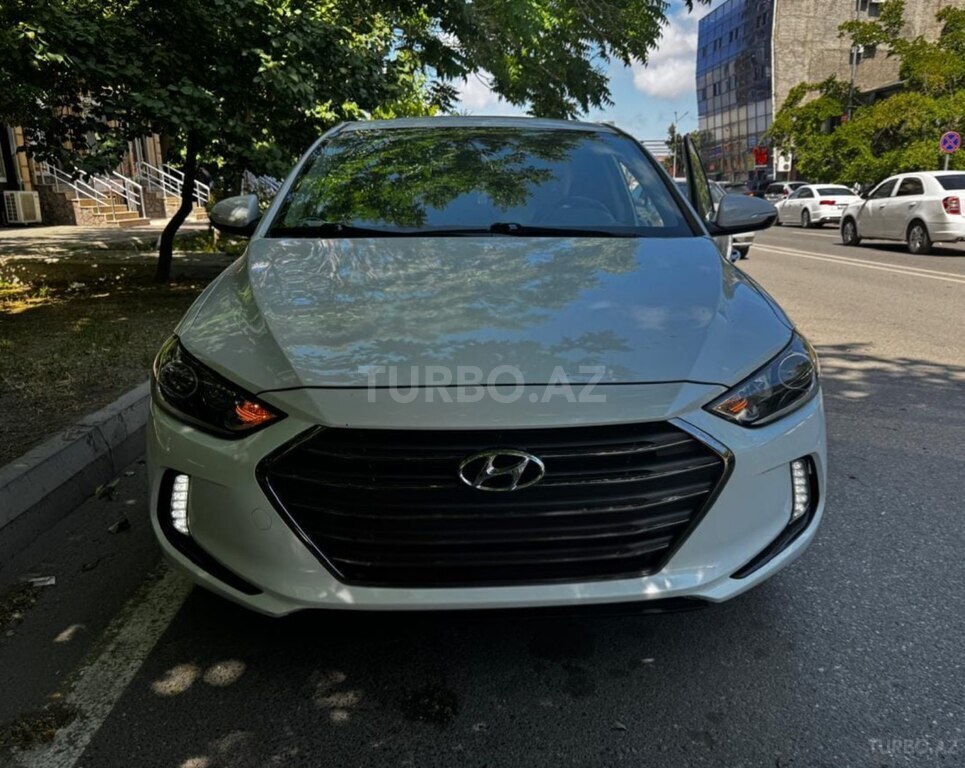 Hyundai Elantra