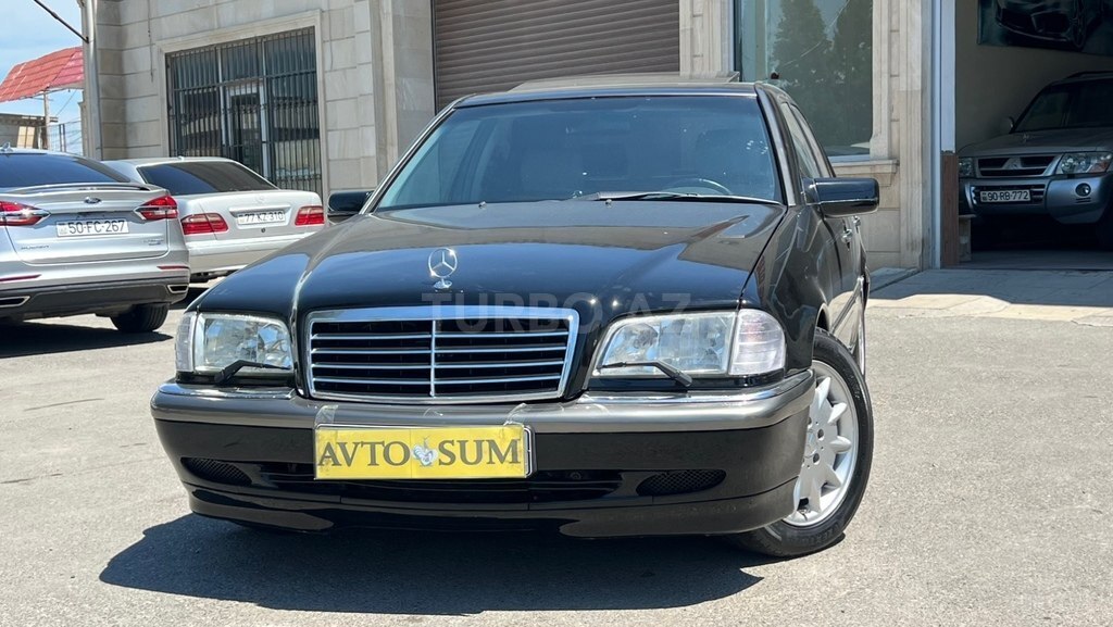 Mercedes C 230