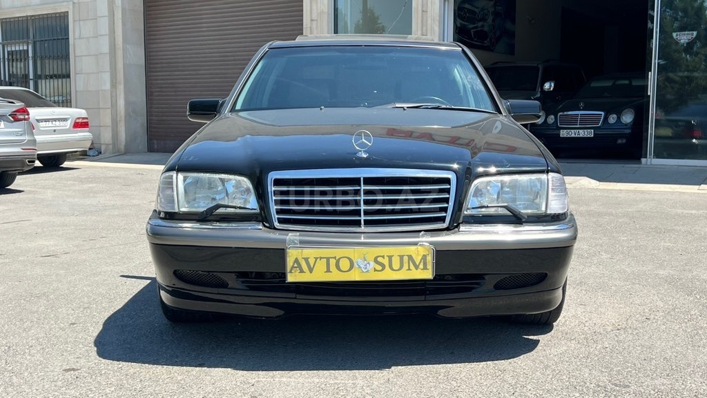Mercedes C 230