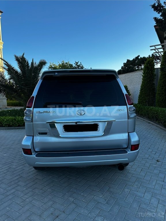 Toyota Land Cruiser Prado