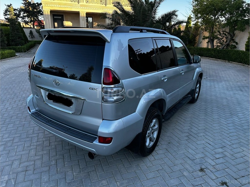 Toyota Land Cruiser Prado