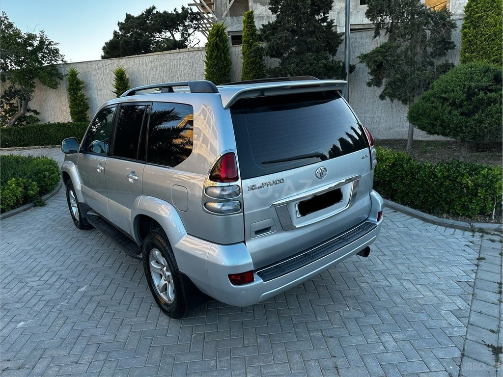 Toyota Land Cruiser Prado