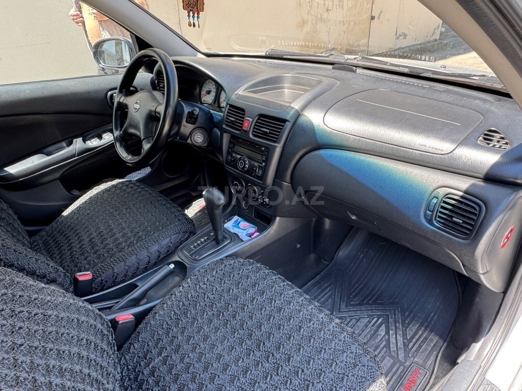 Nissan Sunny