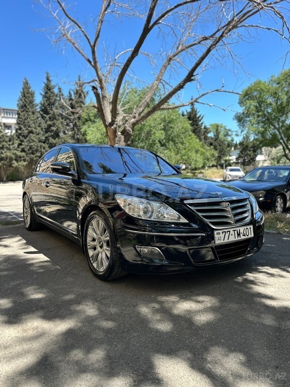 Hyundai Genesis