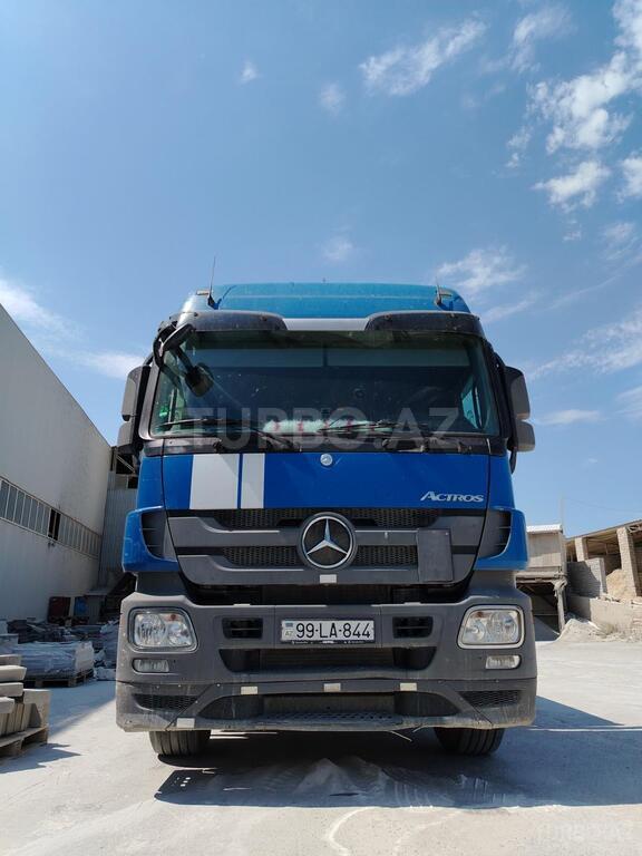 Mercedes Actros 1840