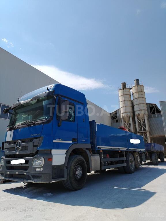 Mercedes Actros 1840