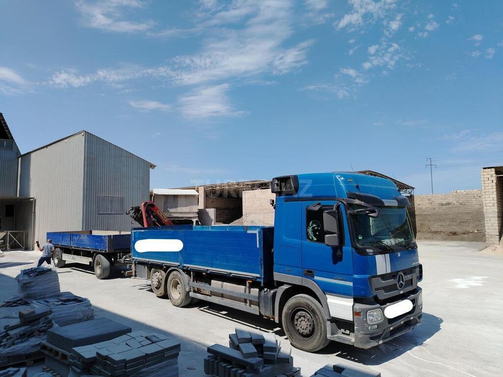 Mercedes Actros 1840