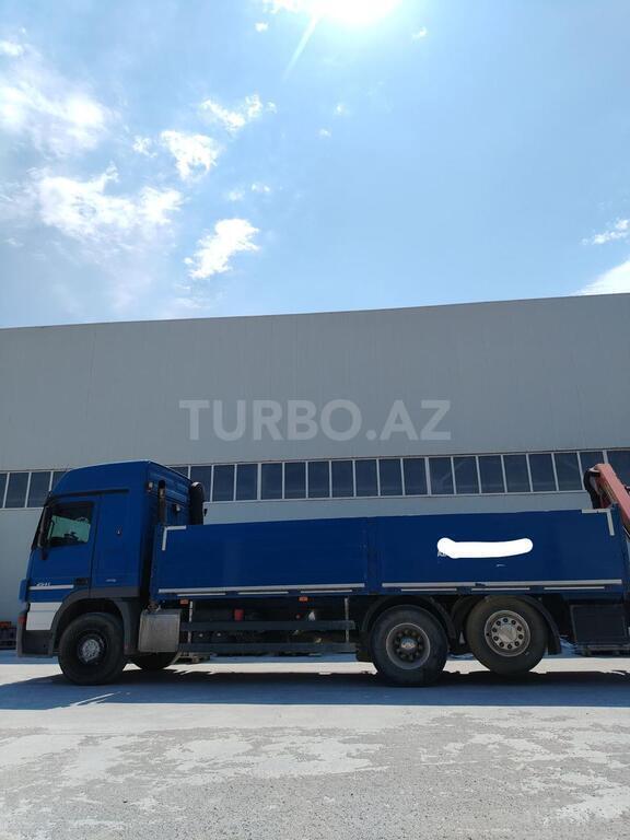 Mercedes Actros 1840