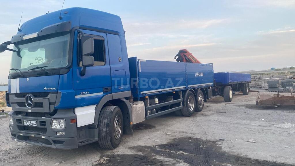 Mercedes Actros 1840