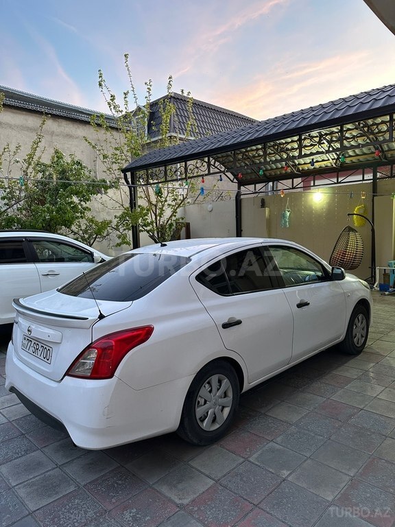 Nissan Sunny