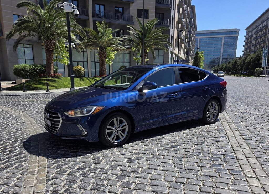 Hyundai Elantra