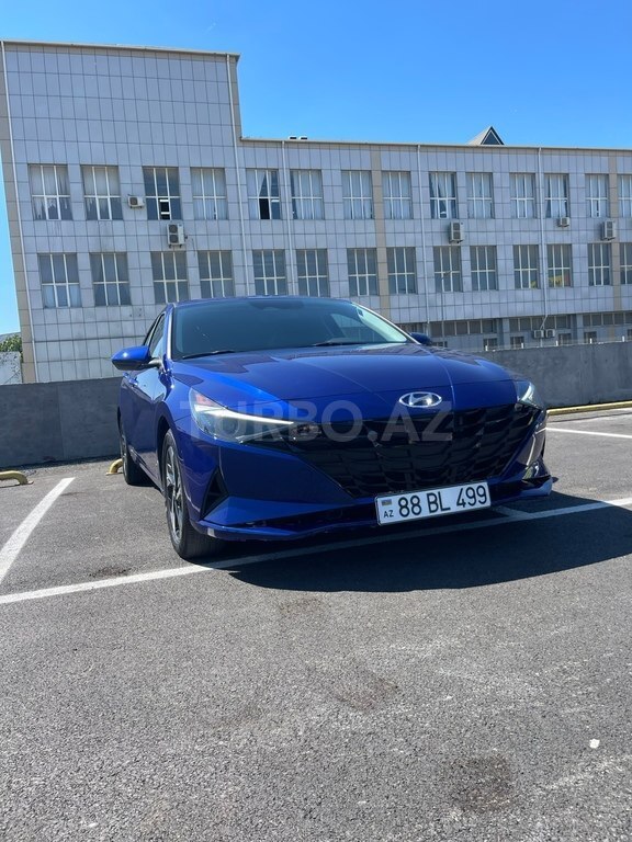 Hyundai Elantra