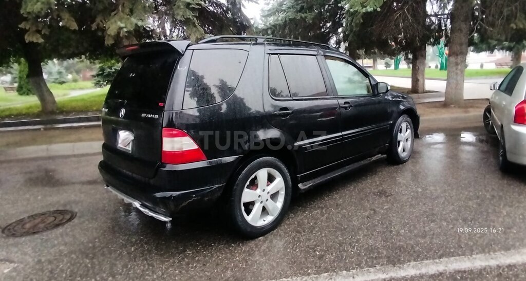 Mercedes ML 320