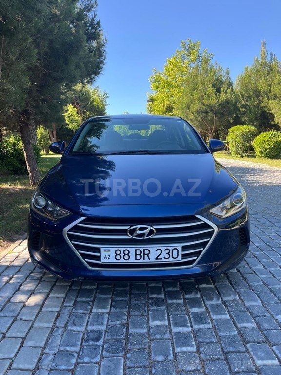 Hyundai Elantra