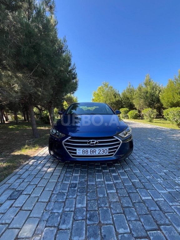 Hyundai Elantra
