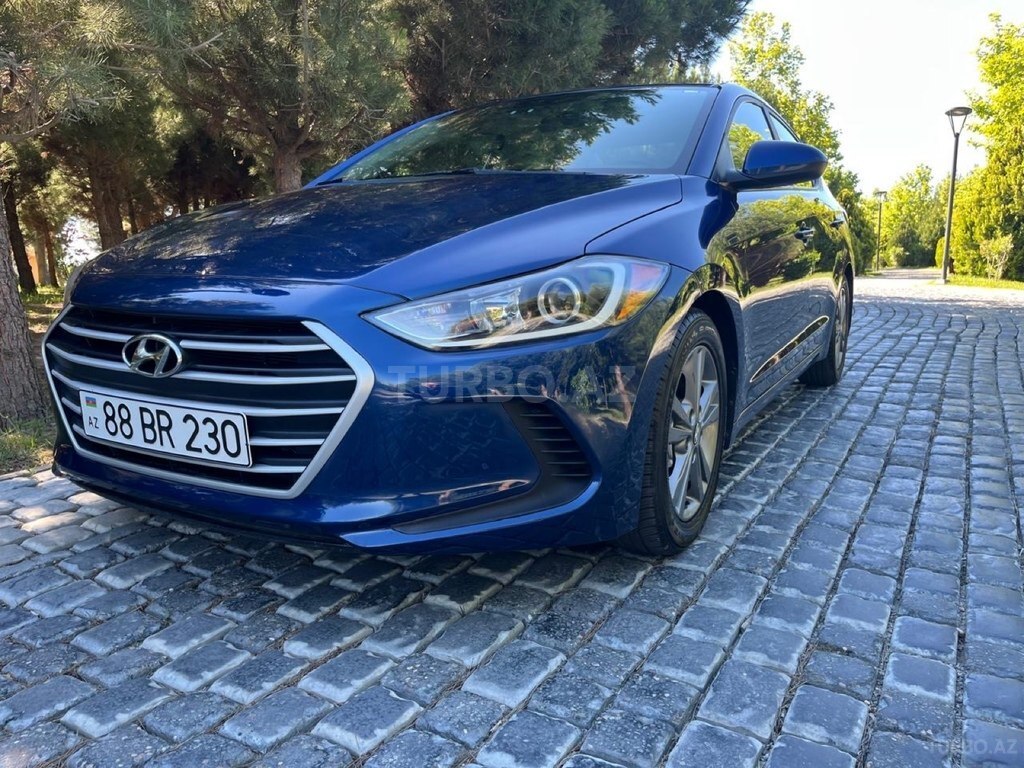 Hyundai Elantra