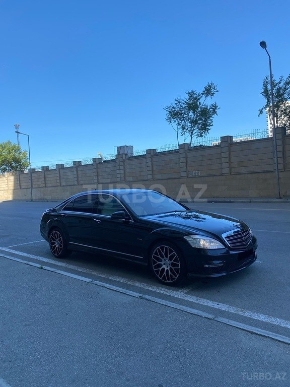 Mercedes S 500