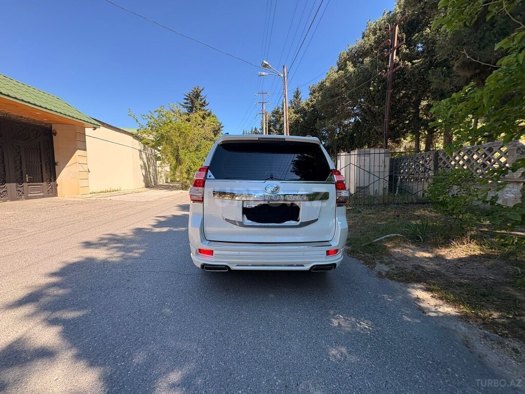 Toyota Land Cruiser Prado