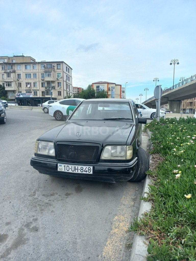 Mercedes 200 D