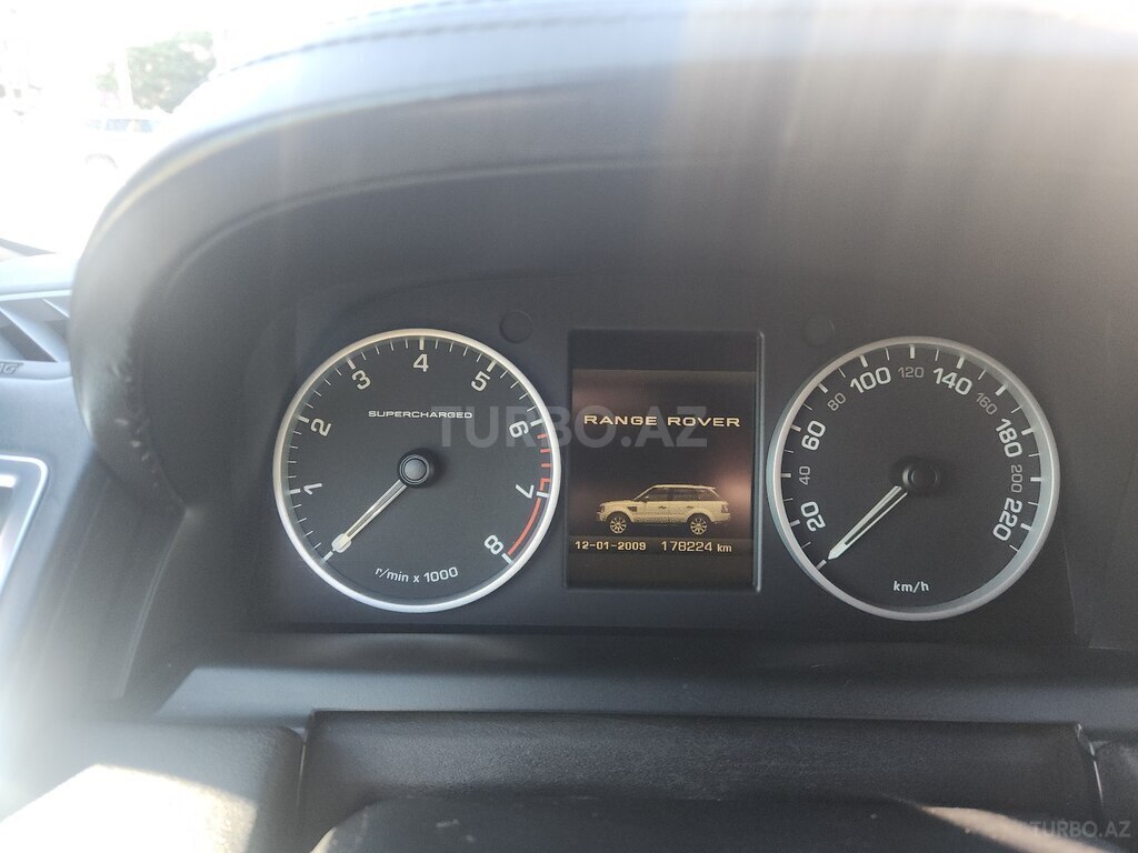 Land Rover RR Sport