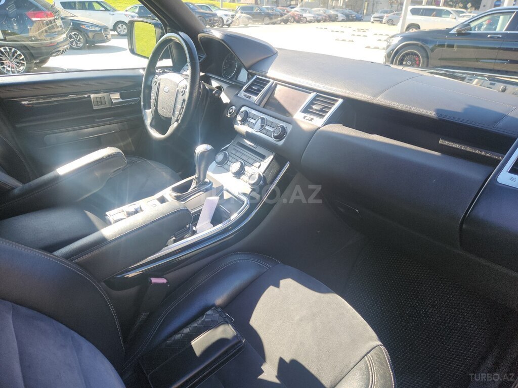 Land Rover RR Sport