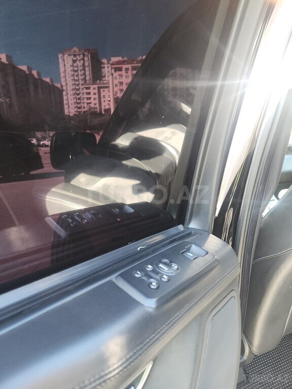 Land Rover RR Sport