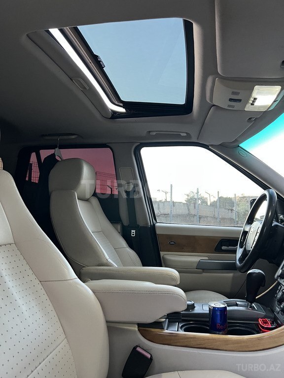 Land Rover RR Sport