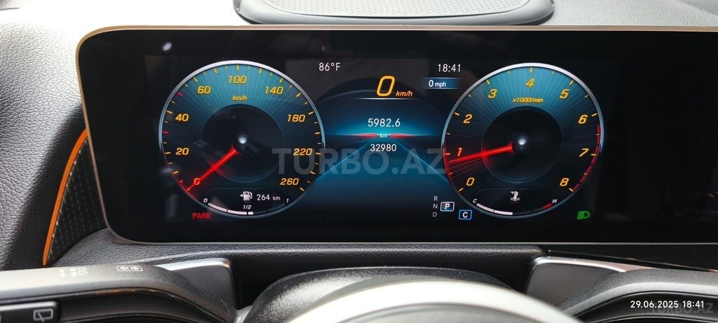 Mercedes GLB 250