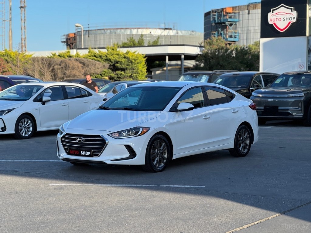 Hyundai Elantra