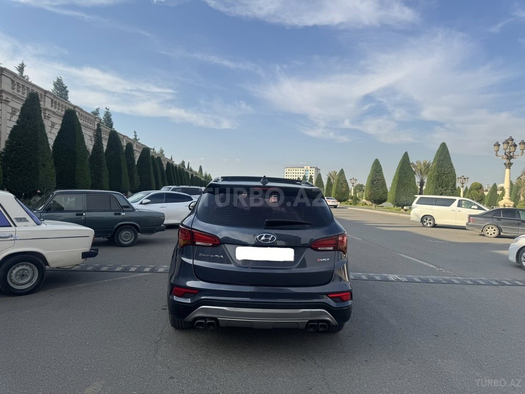 Hyundai Santa Fe