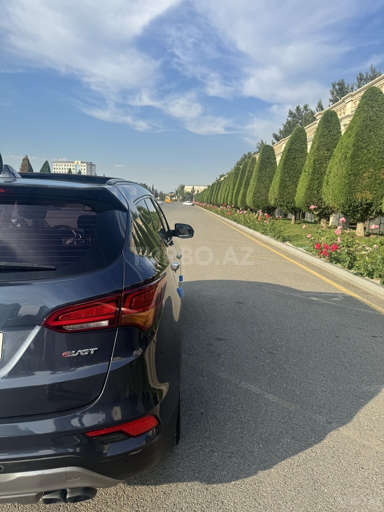 Hyundai Santa Fe
