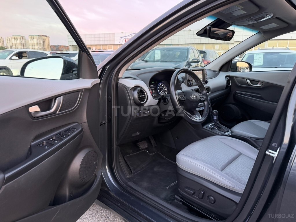 Hyundai Kona