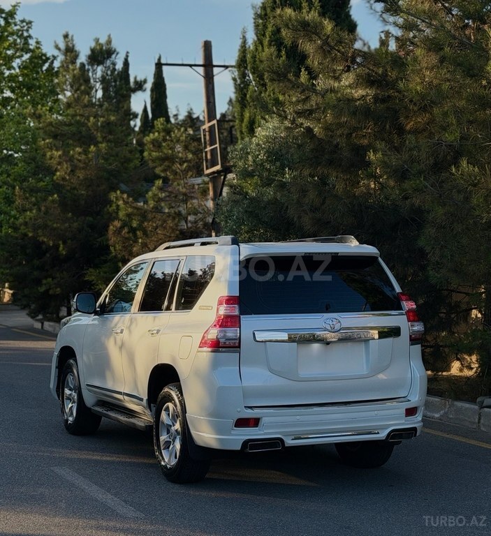 Toyota Land Cruiser Prado