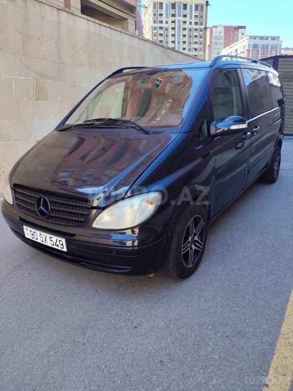 Mercedes Viano