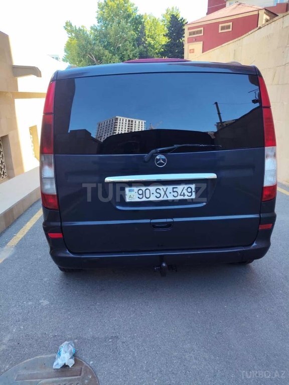 Mercedes Viano
