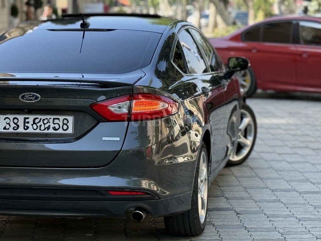 Ford Fusion (North America)