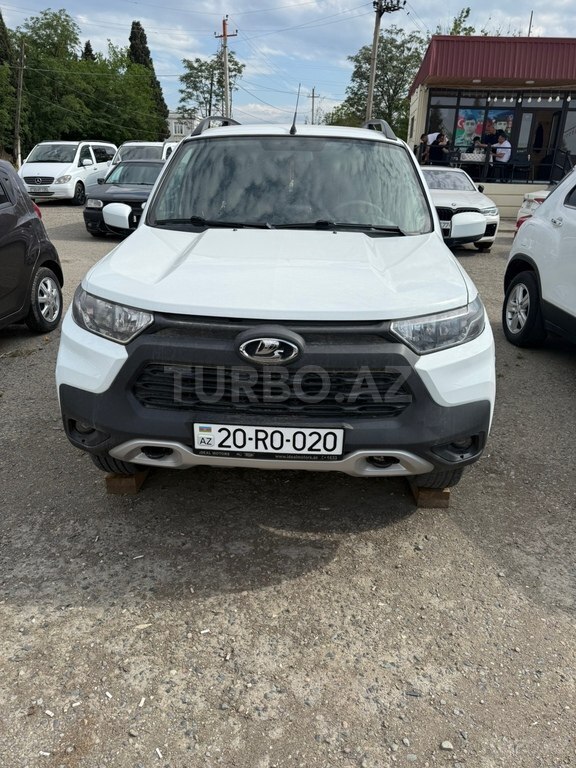 LADA (VAZ) Niva Travel